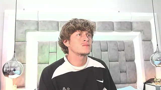 AnthonyAlso webcam