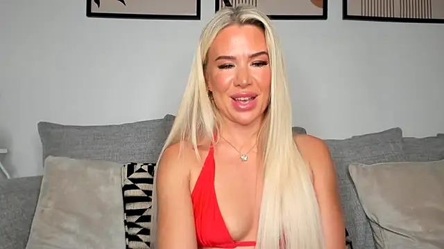 Alexia-Lee webcam