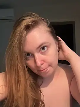 DeniMilkyyyyy webcam