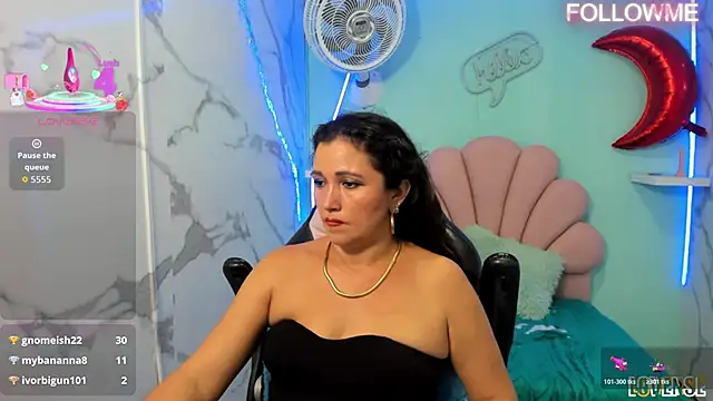noelia_milf19 webcam