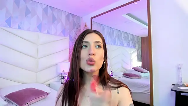 Nina_Ford_ webcam