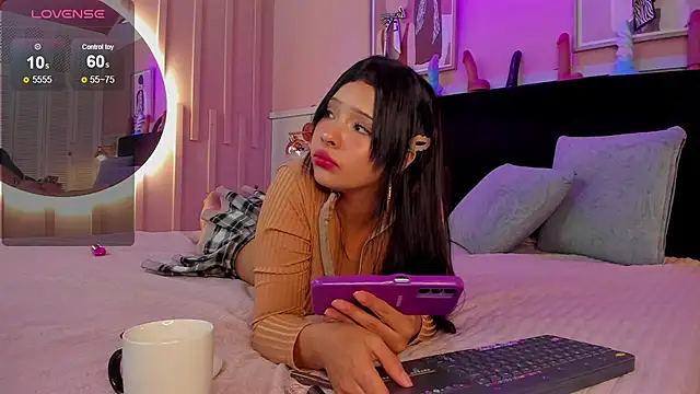 chloe_watson_