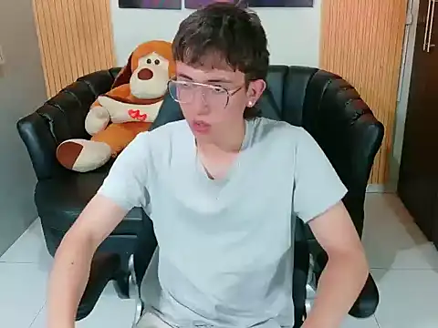 Dominic_Carmine webcam