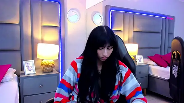 LaylaaDoll webcam