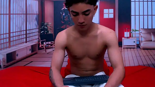 RomeoMillerr webcam
