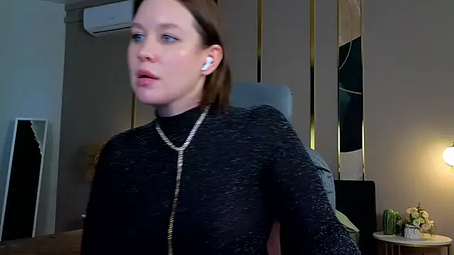 katy__moonj webcam