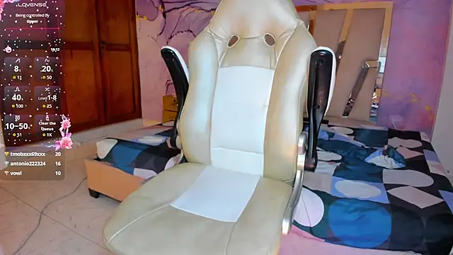 KarlieMoore webcam