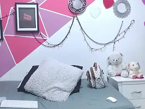 Tifany_Adams webcam