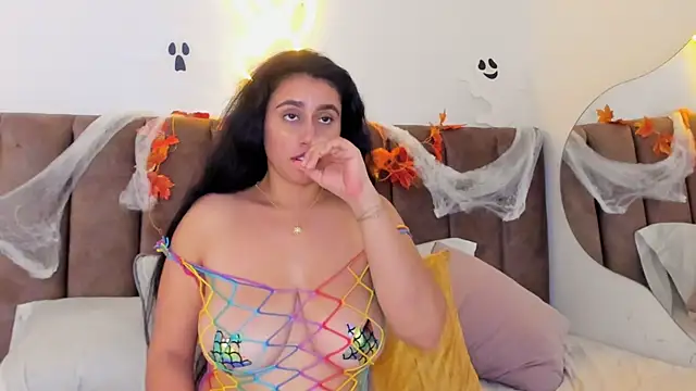 Amara18__ webcam