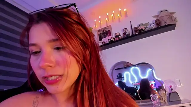 crystal_bunny7 webcam