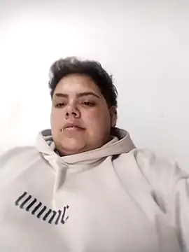 Hailey_Curvy webcam