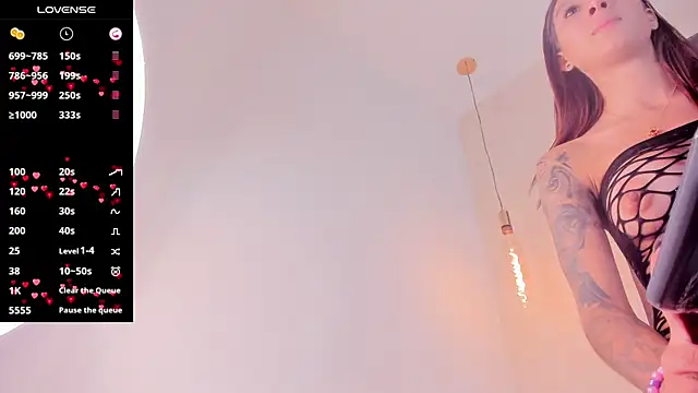 AilishBenson webcam