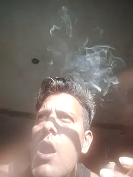 MAGNETICDADDY8 webcam