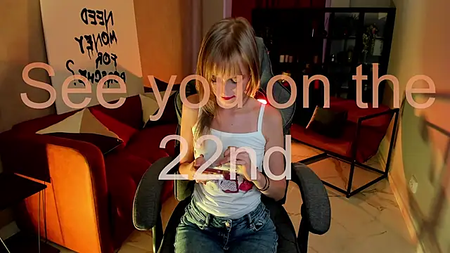 KiraMontoya webcam