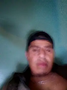 Penelargo1233r webcam