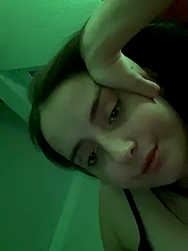 kiki6679 - Kiki6679's free webcam