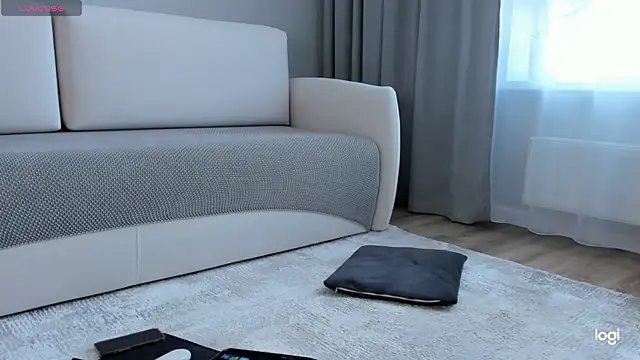 AmelinaLove webcam
