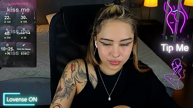 baby__kim webcam