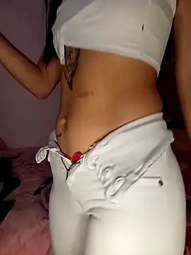 Alejandra_pink10 webcam