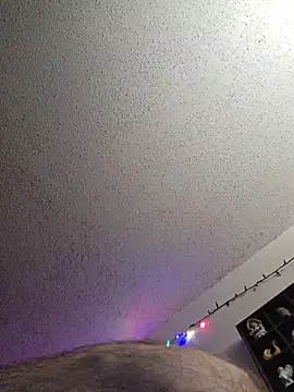 Smallone327 webcam