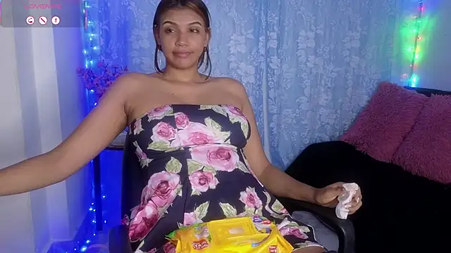 Cleohot999 webcam
