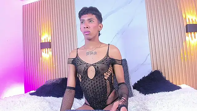 Ethan_thouse webcam