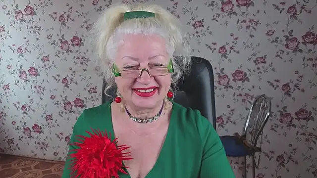 Maya_Mayflower webcam