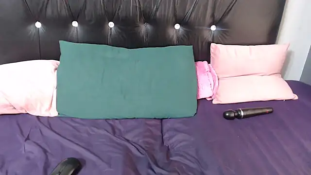 Wild_RoseXX webcam
