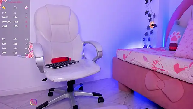 Ariah_Walker_ webcam