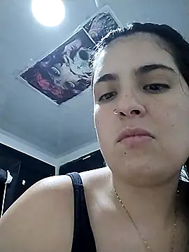 Naiara_Love webcam
