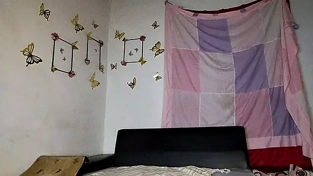 Milu_curly webcam
