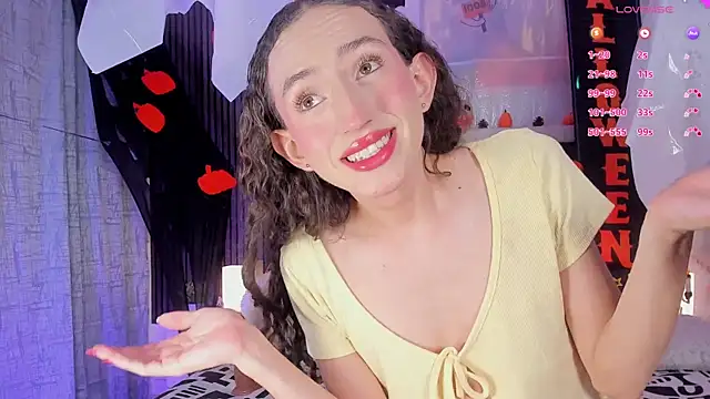 pinky_peach webcam