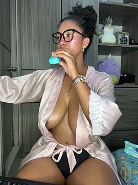 Mia_sweet80 webcam