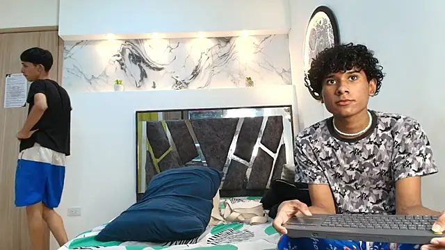 LONDON_BOYS1 webcam