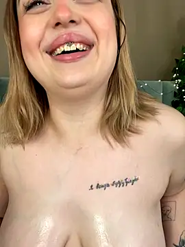 KellyMoors webcam