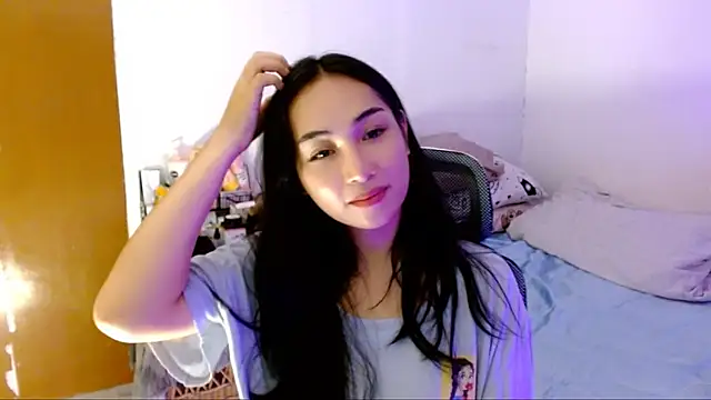 SweetLilly_18 webcam