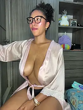 Mia_sweet80 webcam