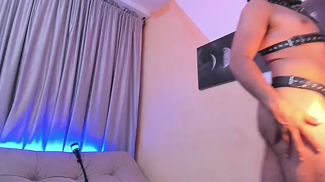 Taylor_Lewiis webcam