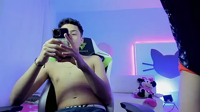 Twinks_boys_ webcam