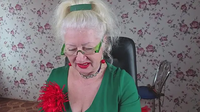 Maya_Mayflower webcam