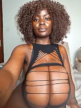bustytemptress1 webcam