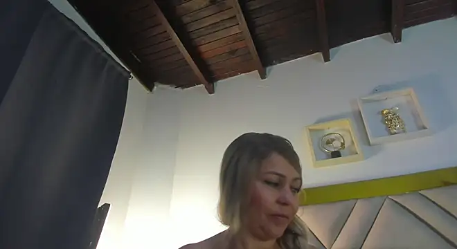 ariana-martins webcam