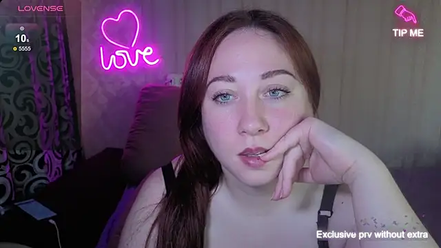 KellyCrystall webcam