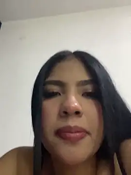 MadyLust webcam