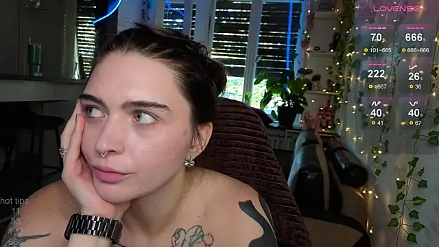 Alisa_Dfm webcam