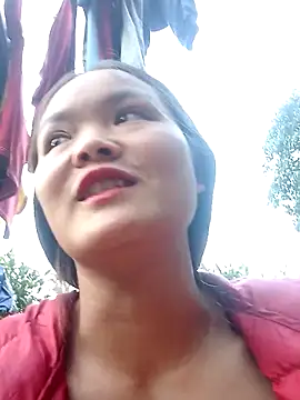 xinhxinhcute webcam