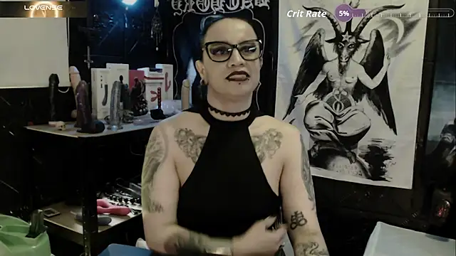 Evil_Queen_666 webcam