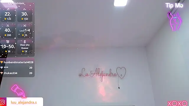 alee_lenoxx webcam