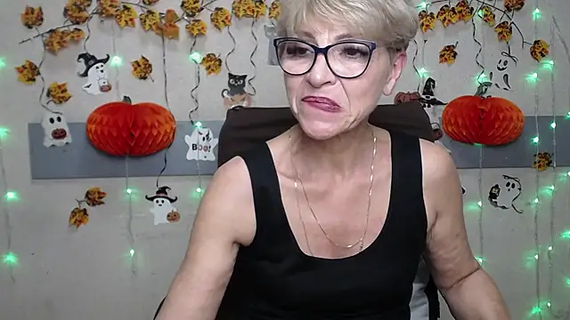 EllaBonito webcam
