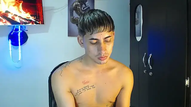 boy_latino_sex webcam